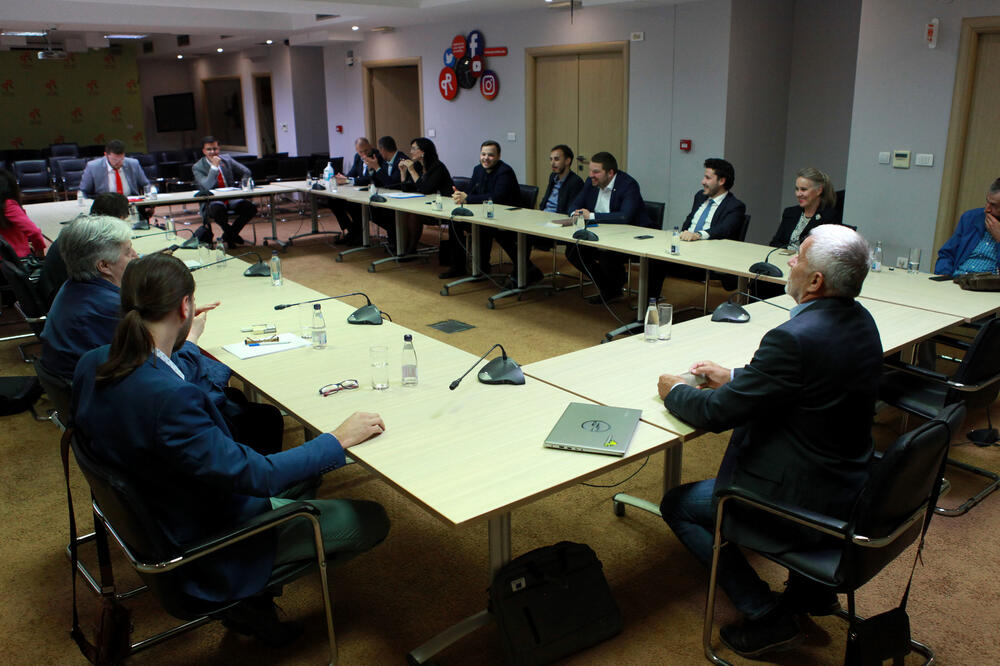 Sa sastanka, Foto: Luka Zeković