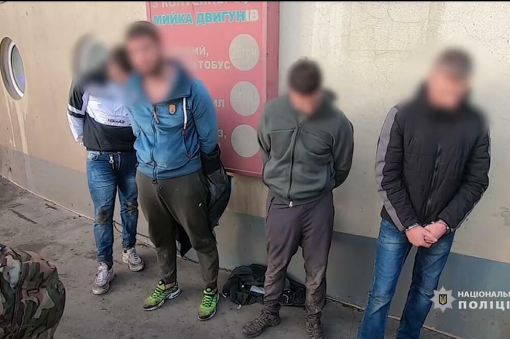 Osumnjičeni za pokušaj ubistva Zvicera nakon hapšenja