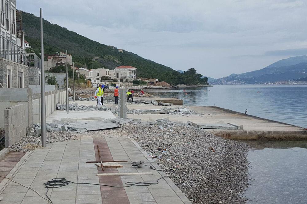 Počelo uklanjanje, Foto: MORT