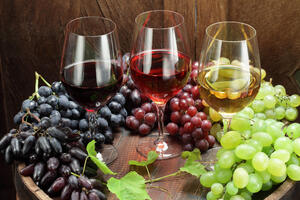 Koje vino je nazdravije, a koje najkaloričnije: Crno, bijelo ili...