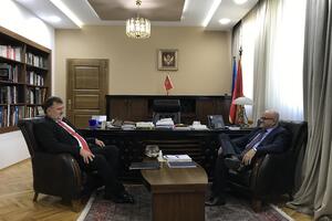 Darmanović čestitao stupanje na dužnost novoimenovanom ambasadoru...