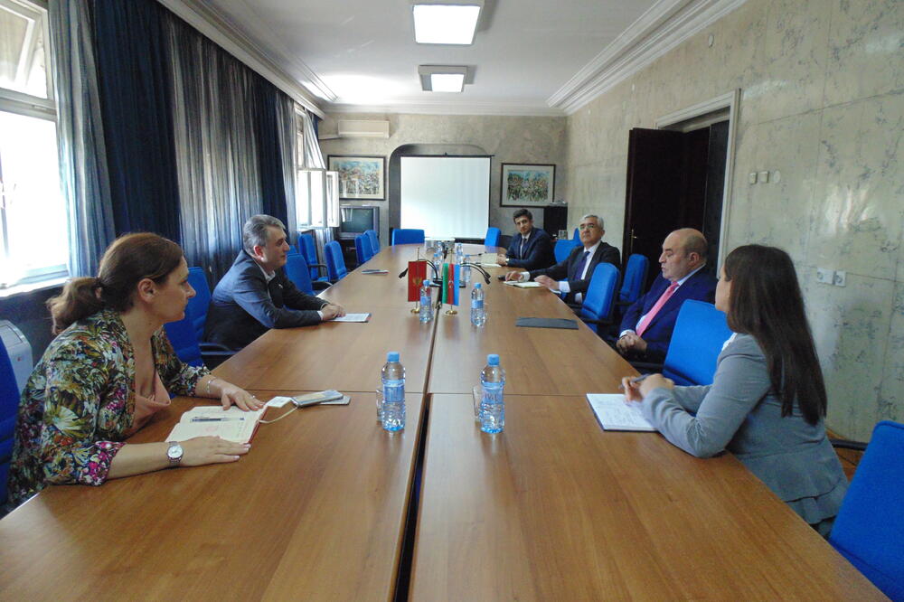 Detalj sa sastanka ministra unutrašnjih poslova i ambasadora Azerbejdžana, Foto: Ministarstvo unutrašnjih poslova