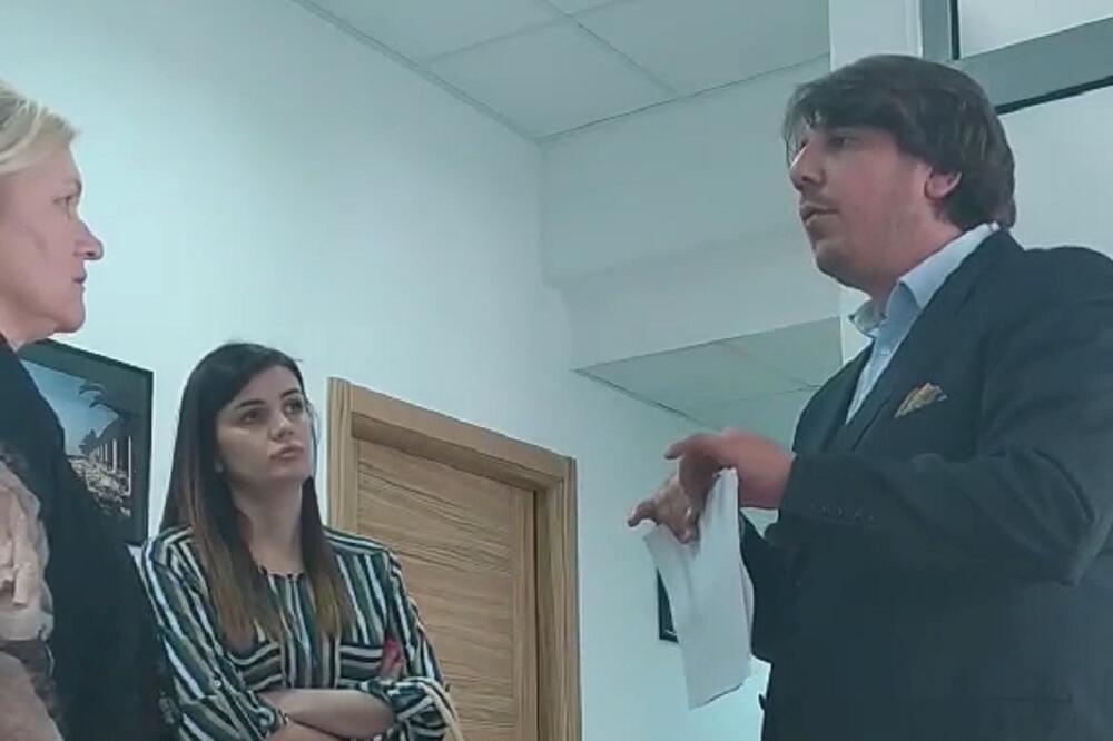 Radović pocijepao odluku, Foto: Screenshot