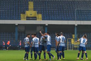 Čemu nervoza na plus 18 i plus 15?