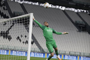 Donaruma ima dva uslova da ostane u Milanu, Liga šampiona prioritet