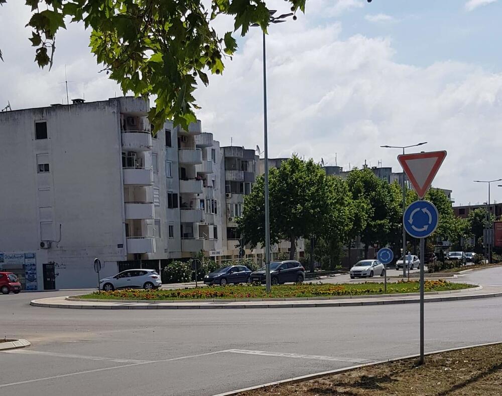 Ulcinj: Nastavnik osumjičen za seksualno zlostavljanje učenice,...