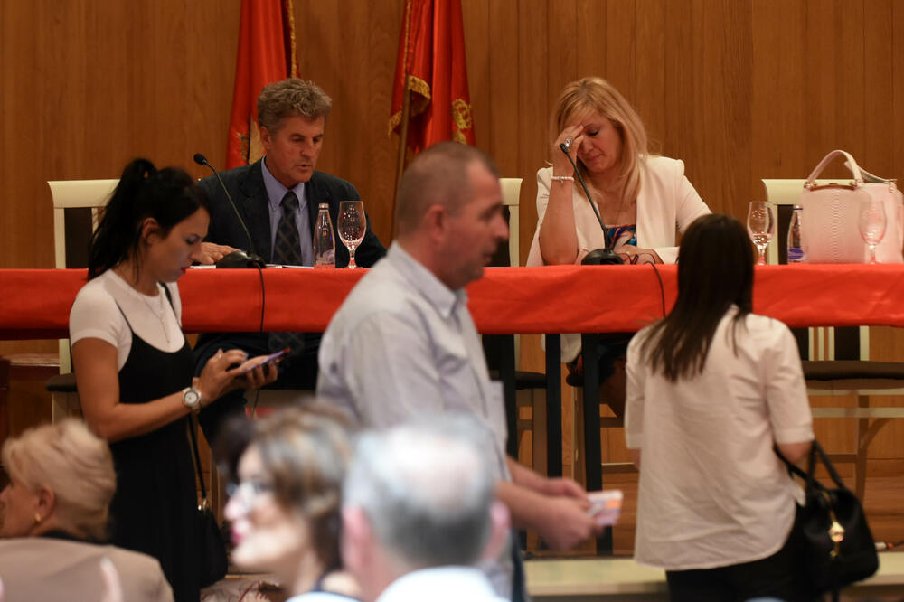 Nakon burne rasprave, socijalni partneri usaglasili tekst budućeg zakona krajem 2018, Foto: Boris Pejović