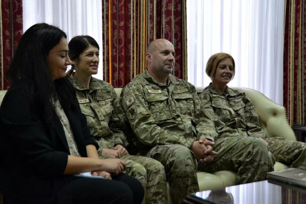 Dragutin Dakić primio najbolje predstavnice streljačke ekipe VCG, Foto: Ministarstvo odbrane