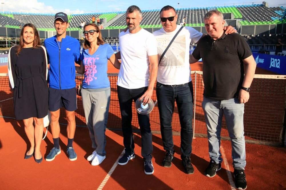 Đoković i Ivanišević sa organitatorima spektakla u Zadru, Foto: HTS