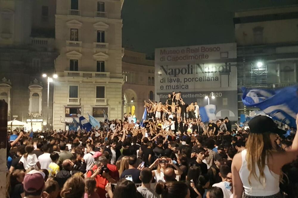 Navijači Napolija, Foto: Twitter