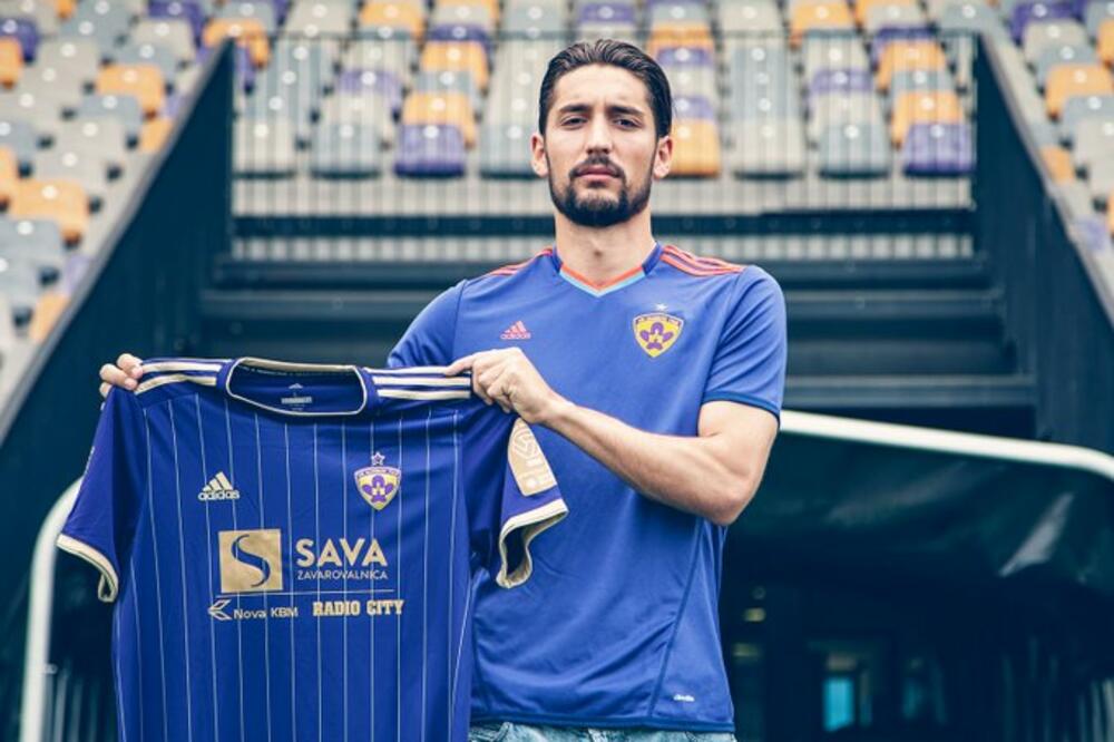 Martinović sa dresom Maribora, Foto: NK Maribor