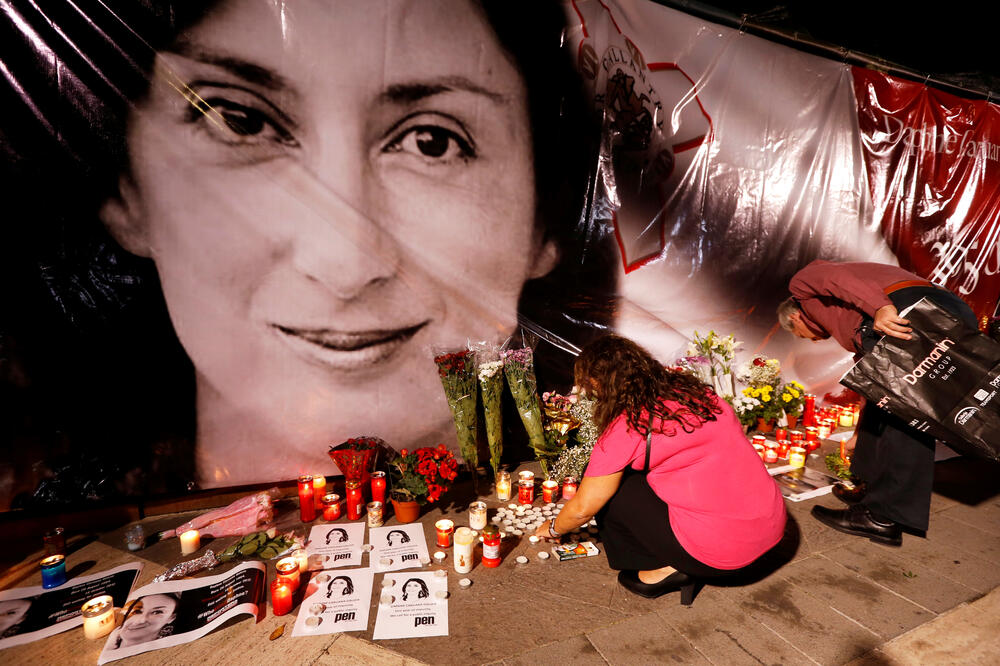 Branili im i da odaju počast ubijenoj novinarki, Foto: Rojters