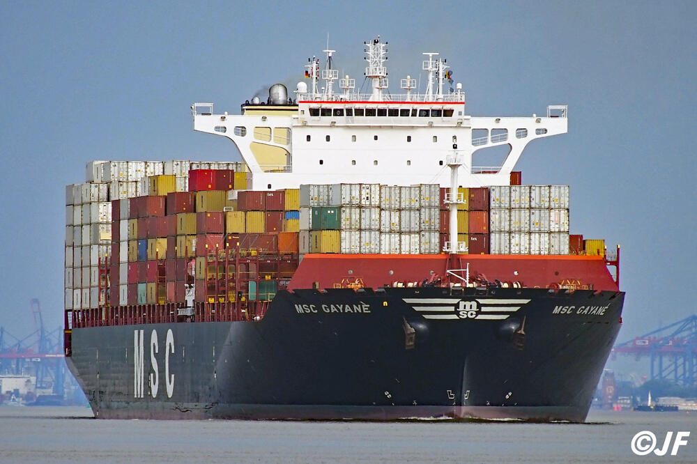 Brod italijanske kompanije MSC, Foto: Shipspotting.com