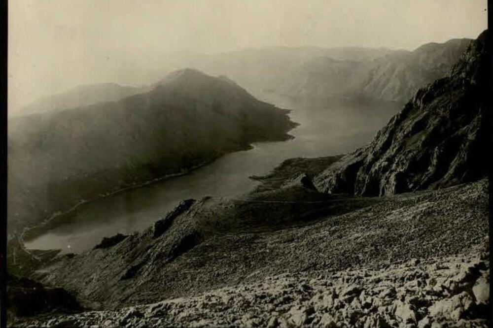 Pogled sa Krsca na Kotor i Boku početkom 20.vijeka, Foto: Privatna arhiva