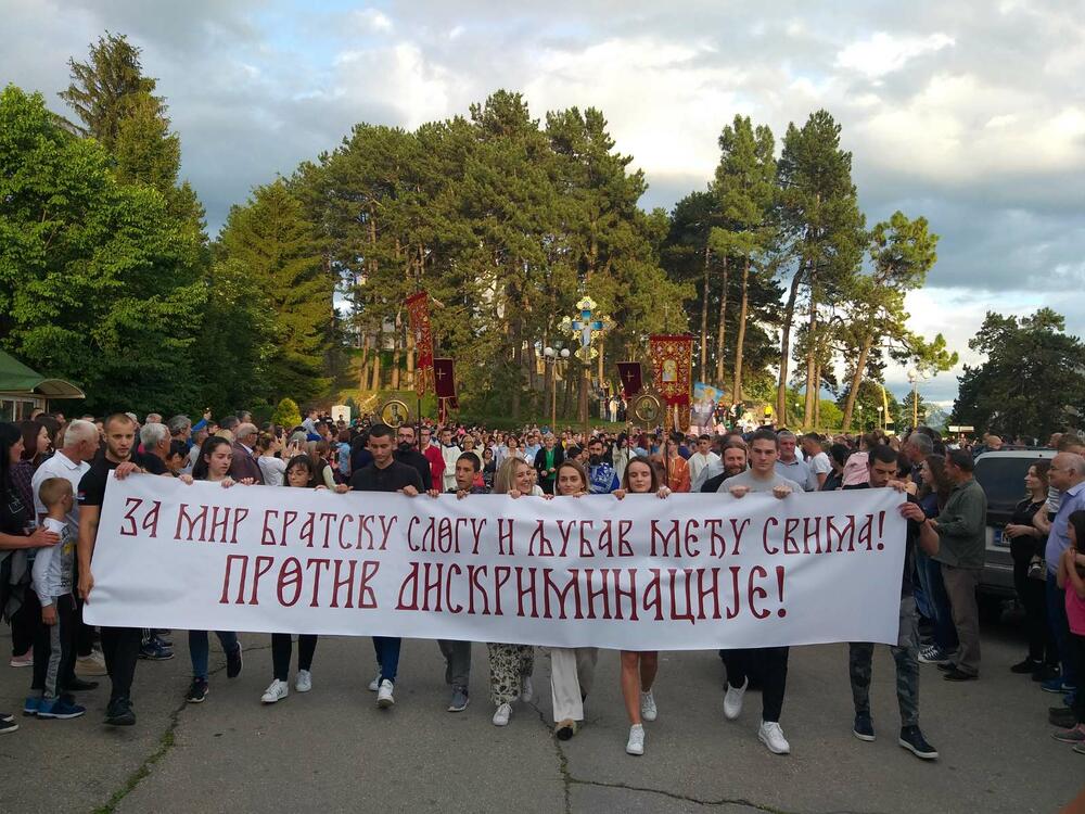 <p>"Pozdraviću vas u ime ovdje prisutnih ljekara rečenicom našeg besmrtnog pjesnika i vladike Petra II Petrovica Njegoša "Nove nužde rađaju nove sile", kazala je stomatolog Ana Đurković</p>