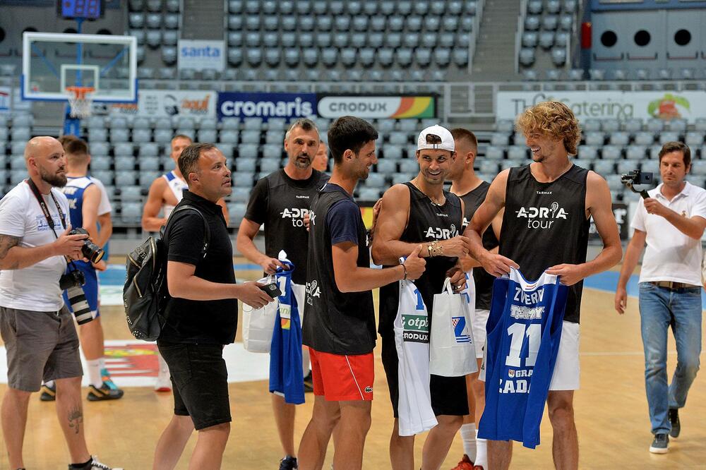 Sa egzibicione košarkaške utakmice u okviru turnira, Foto: Betaphoto/Hina