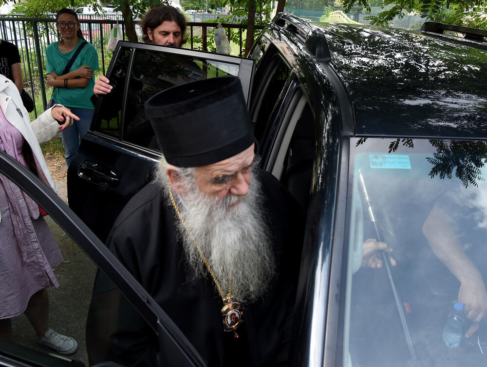 <p>Branioci mitropolita, advokati Božo Milonjić i Dragan Šoć kazali su da je prijava neodrživa i da u postupanju mitropolita nema elemenata krivičnog djela</p>