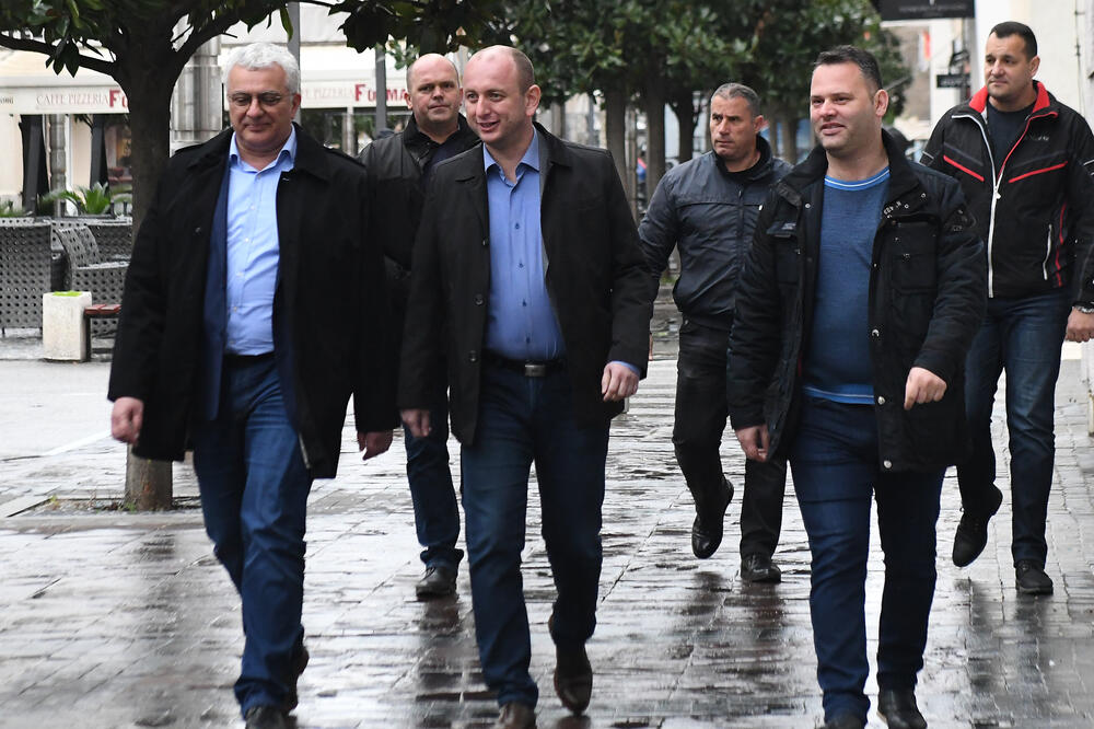 Mandić, Knežević i Čađenović dolaze na suđenje (arhiva), Foto: Savo Prelević