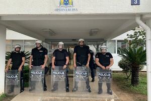 Policija "uhapsila" opštinu Budva