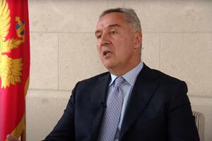 Đukanović za HRT: SPC bi da upravlja Crnom Gorom