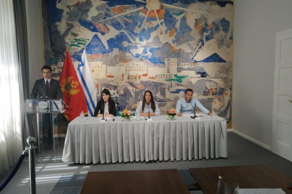 Sa presa, Foto: Borko Ždero