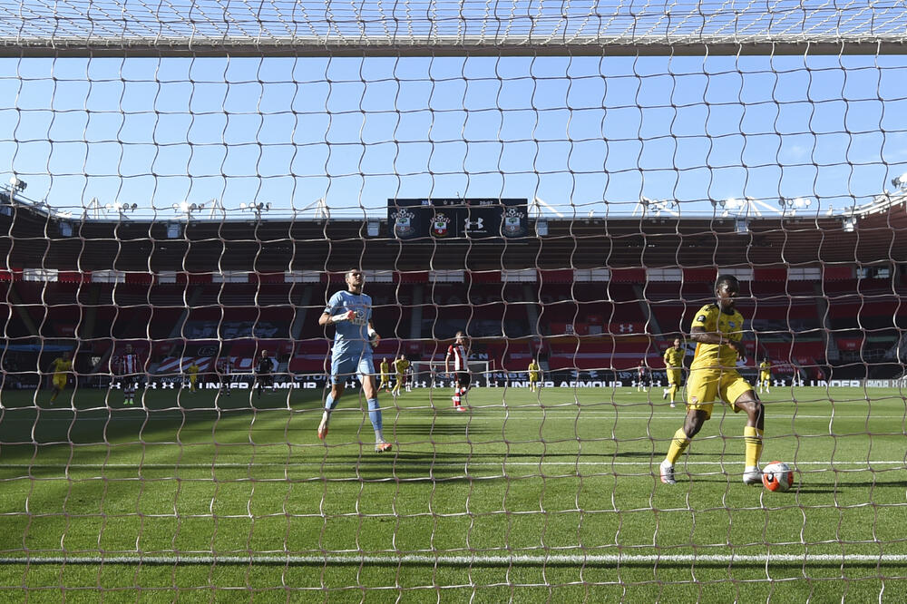 Edi Nketija postiže prvi gol za Arsenal, Foto: AP