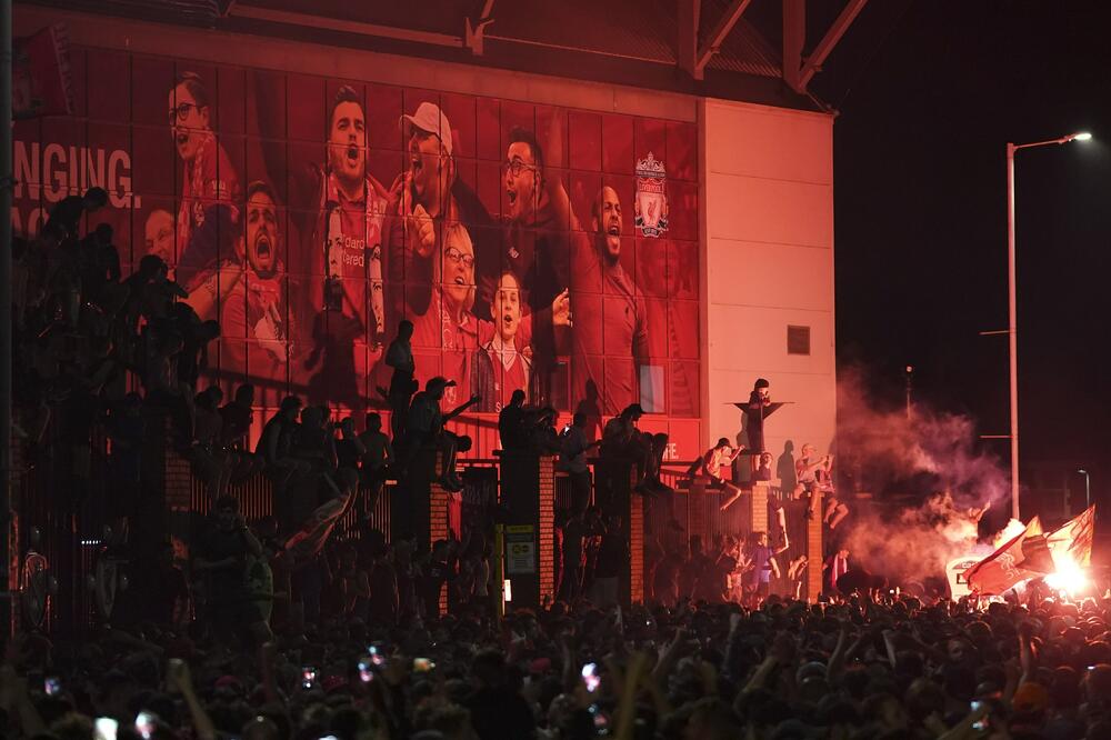 Navijači Liverpula, Foto: AP