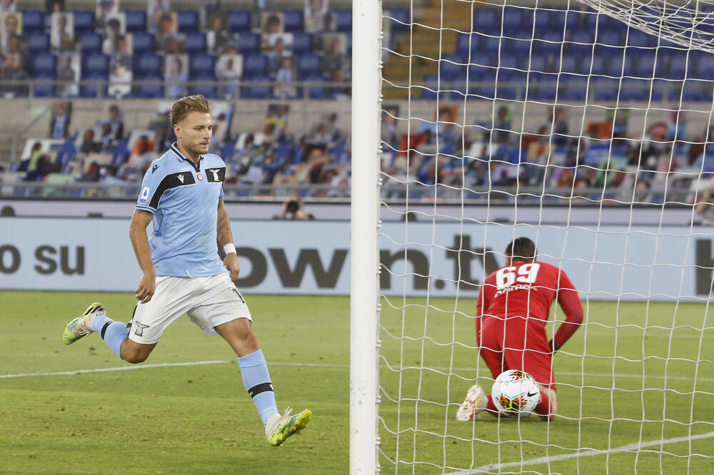 Ćiro Imobile je postigao gol iz penala, Foto: AP