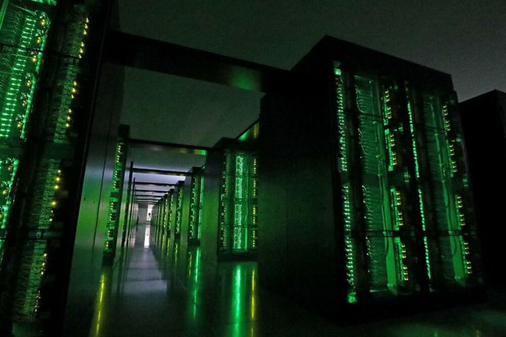 Fugaku sistem već analizira širenje virusa koronau kancelarijama u ajvnom prevozu, Foto: AFP