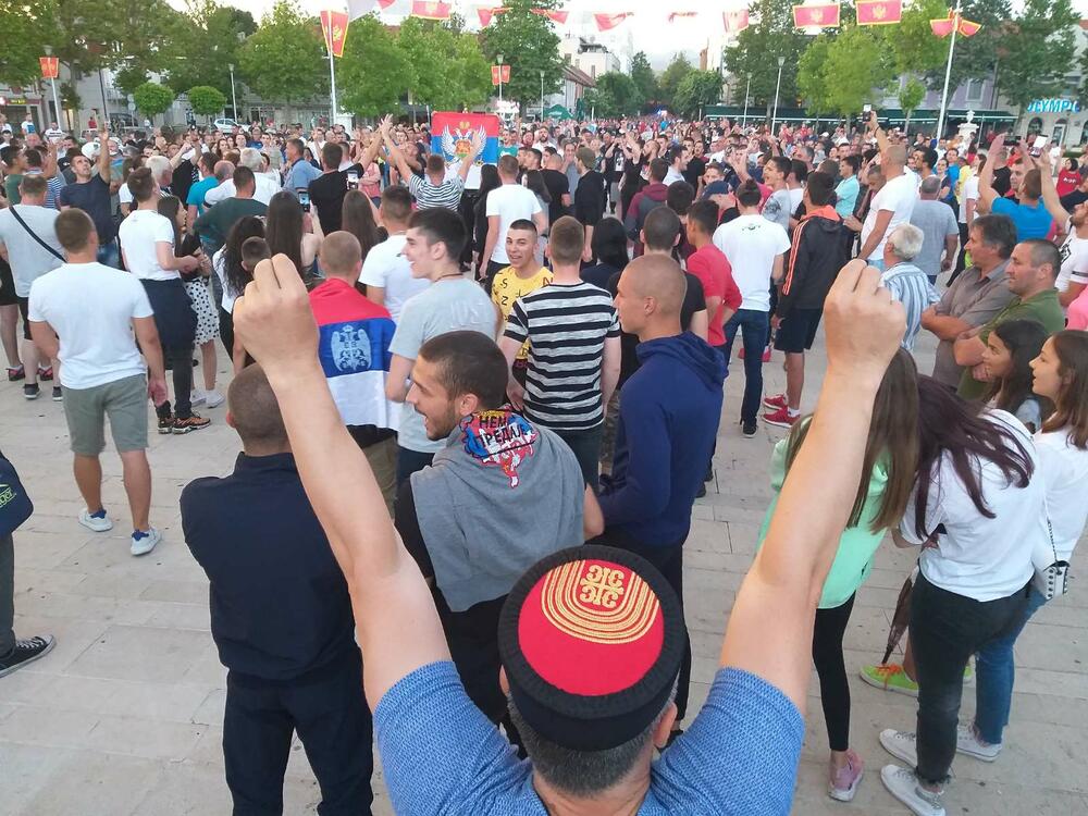 <p>"Ono što nas je sabralo jeste donošenje tzv. Zakona o slobodi vjeroispovijesti; zakona čije usvajanje očigledno ima za cilj da razbaštini našu Mitropoliju i naše eparhije", kazao je doc dr. Dušan Krcunović</p>