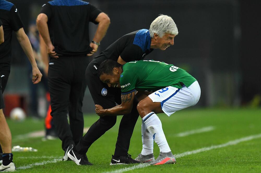 Strijelac 80. gola, Muriel je u proslavi zaboravio na distancu i mjere bezbjednosti, Foto: Flashscore.com