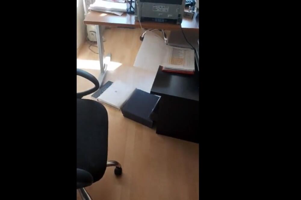 Detalj iz jedne od kancelarija, Foto: Printscreen