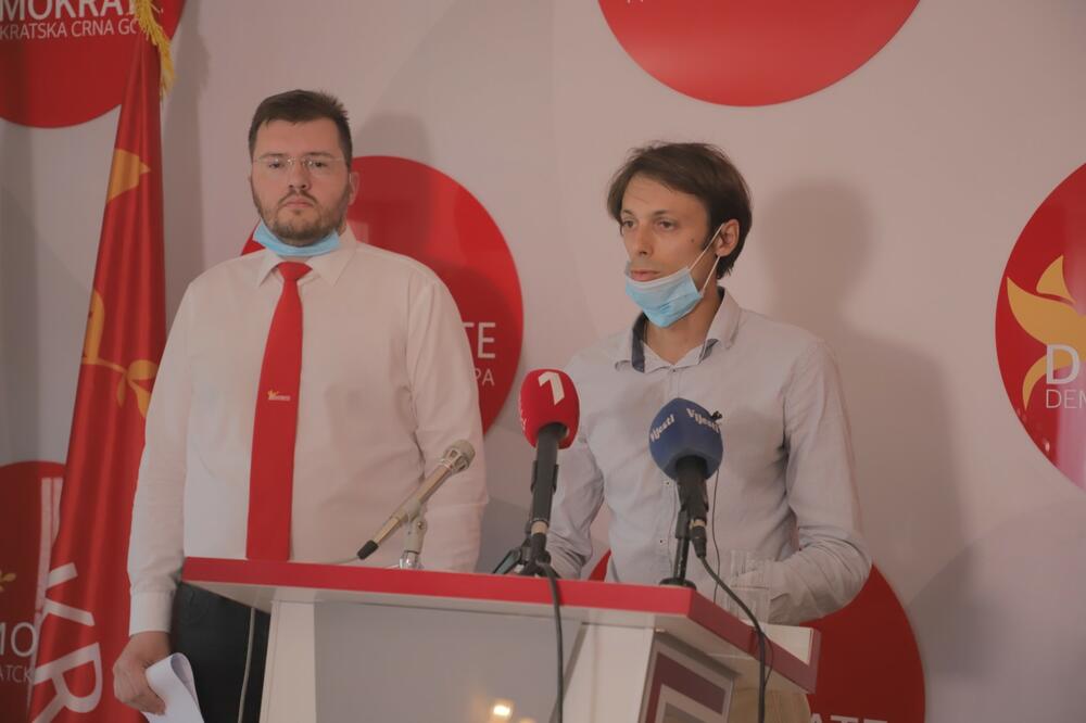 Koprivica i Mitrović na današnjem presu, Foto: Demokrate