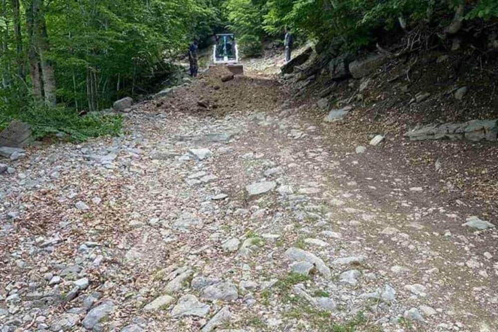 Put ka Maganiku, Foto: Komunalno Kolašin