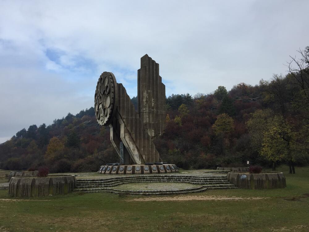 Spomenik palim borcima u Drugom svjetskom ratu - Nikšić 