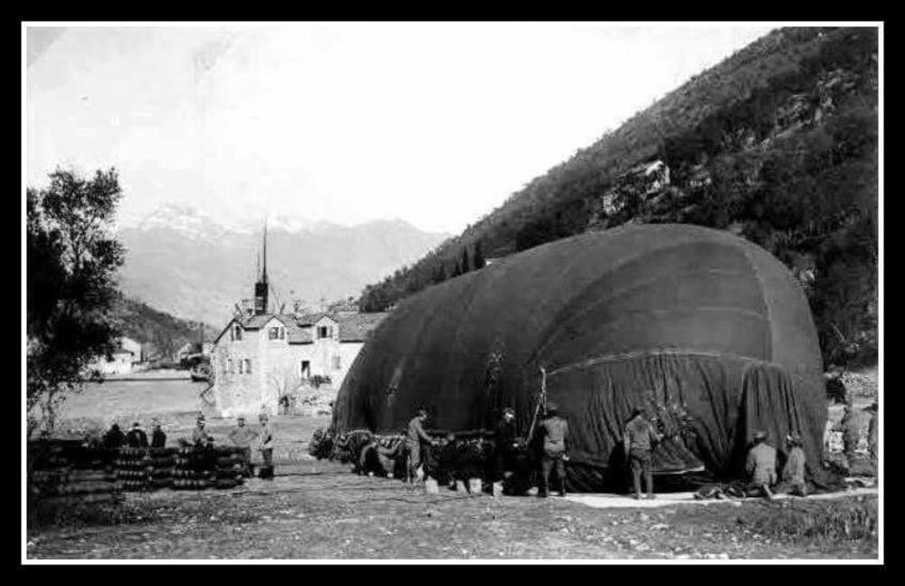 Podizanje balona u Lepetanima, Foto: Privatna arhiva