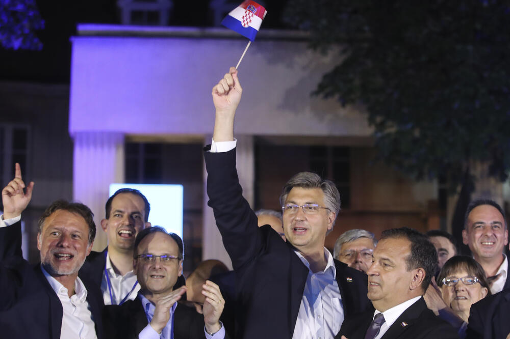 Plenković i HDZ slave pobjedu, Foto: Betaphoto