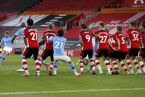 Premijer liga, corona-free