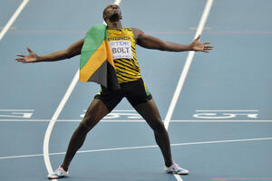 Bolt: Žao mi je što sam se povukao, bio bih brži od 9,80 za zlato...