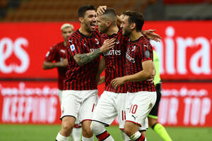 Milan u transu, pomračenje Juventusa: "Rosoneri" od 0:2 do 4:2 za...