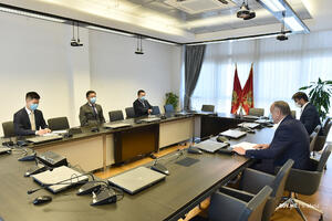 Simović sa kineskim ambasadorom: Pažnju usmjeriti na oporavak...