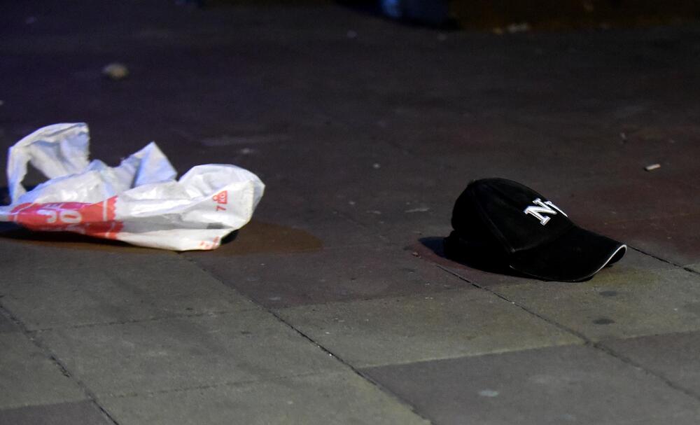 <p>U Beogradu je drugu noć zaredom došlo do velikih višesatnih nereda. Sukob policije i demonstranata se dešavao na više lokacija u glavnom gradu Srbije. Pogledajte šta je sve zabilježio fotoreporter "Vijesti Boris Pejović.</p>