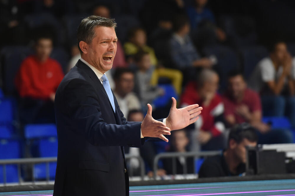 Petar Mijović na utakmici sa Unikahom prošle sezone, Foto: Savo Prelević