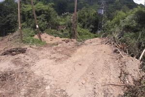 Mještani Grančareva tvrde da su radnici CEDIS-a polomili kapije i...