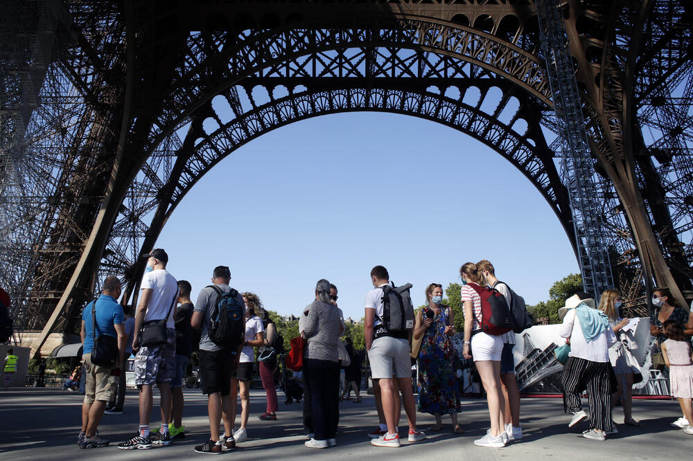 Pariz, Foto: AP