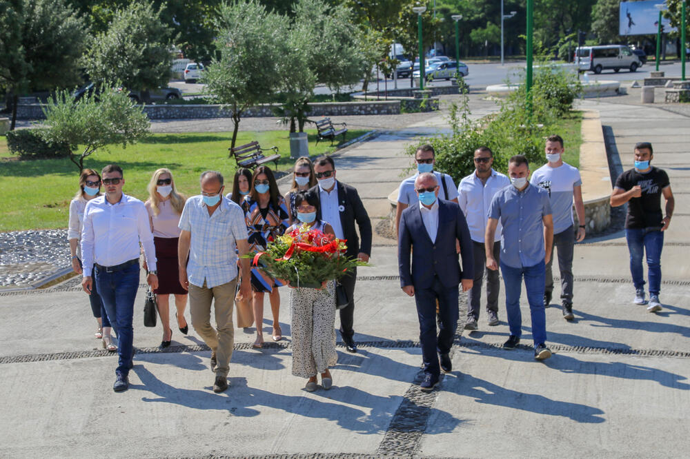 Sa polaganja vijenaca, Foto: Bošnjačka stranka