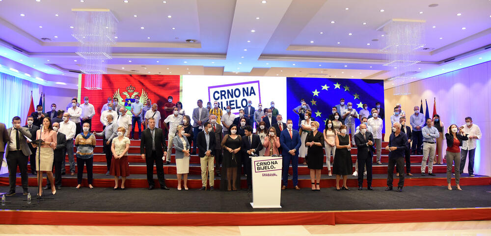 <p>Abazović je rekao da "nam treba ekspertska vlada i ljudi koji će da pomognu i imaju reference, a ne političari poznati po korupciji"</p>