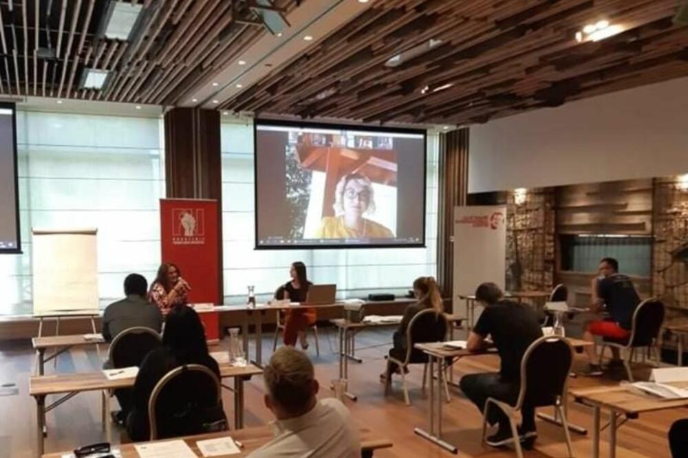 Mitrović na konferenciji, Foto: SDP