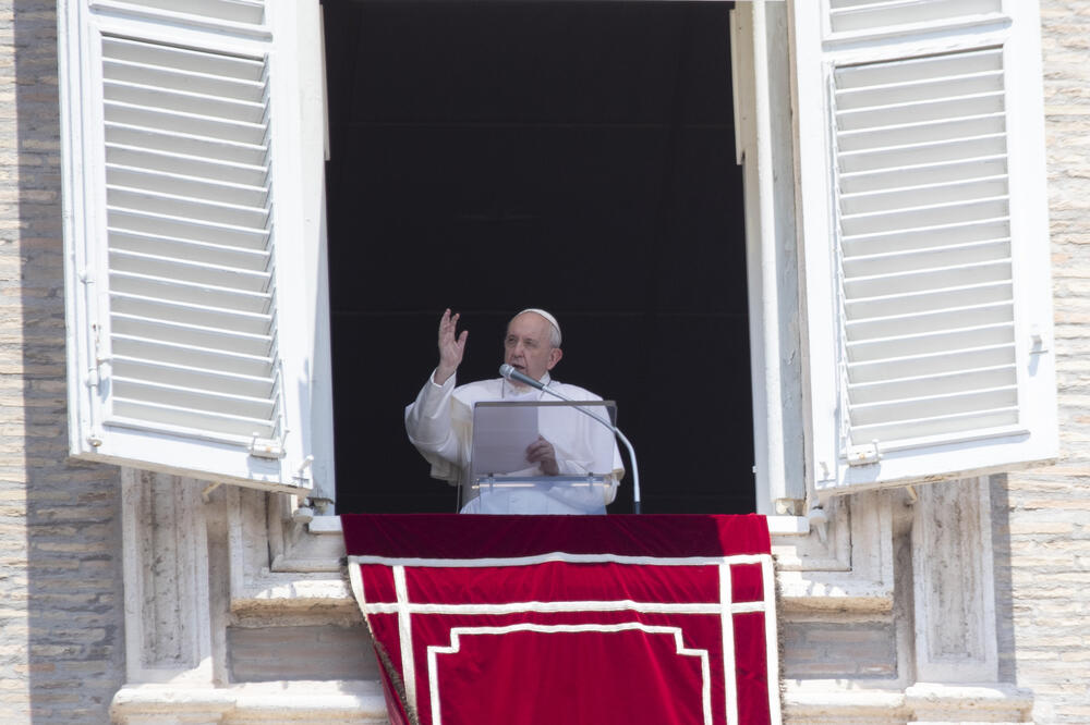 Papa Franjo tokom obraćanja, Foto: Beta/AP