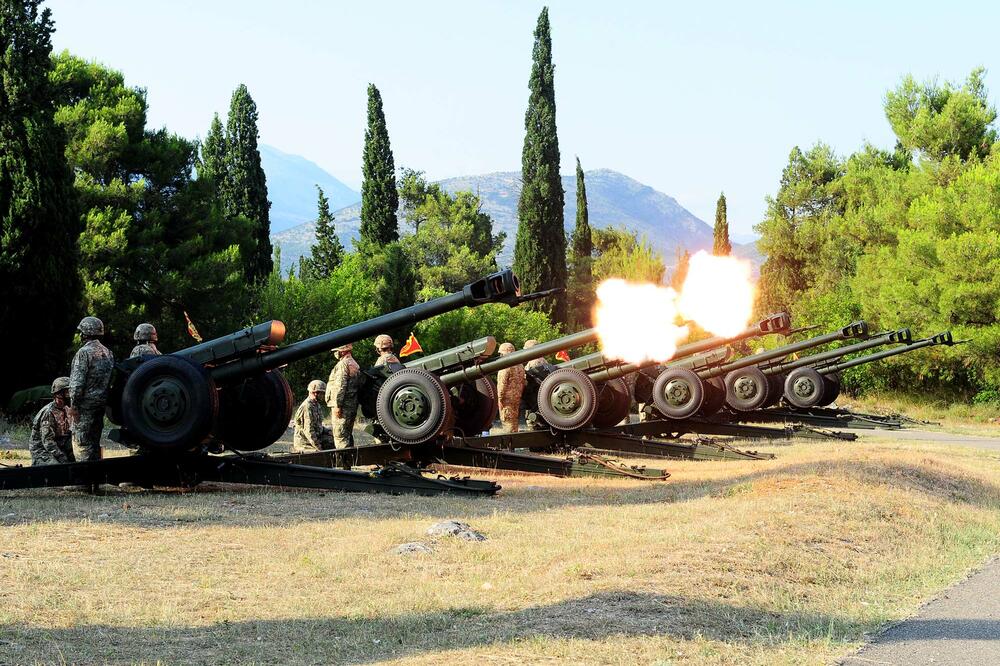 Počasna paljba, Foto: Gov.me